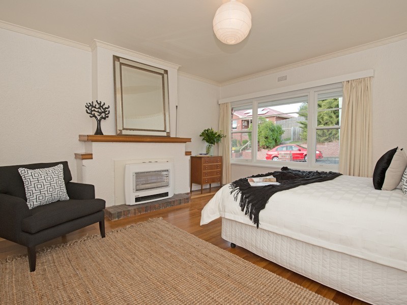 15 Rossendell Avenue, West Hobart TAS 7000