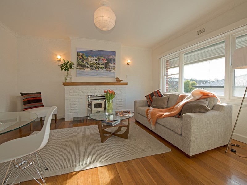 15 Rossendell Avenue, West Hobart TAS 7000