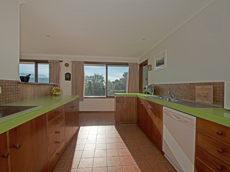 14 Flowerpot Crescent, Blackmans Bay TAS 7052