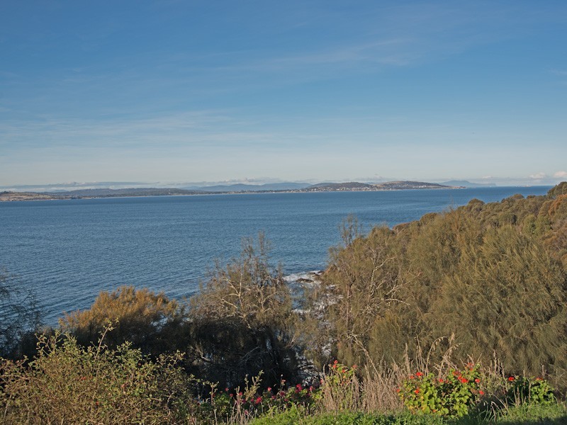 14 Flowerpot Crescent, Blackmans Bay TAS 7052