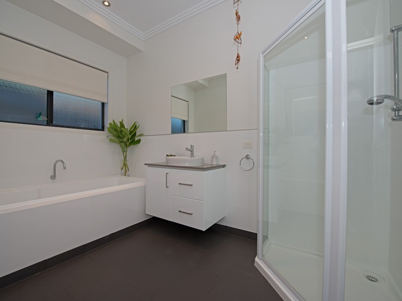 3 Burwood Drive, Blackmans Bay TAS 7052