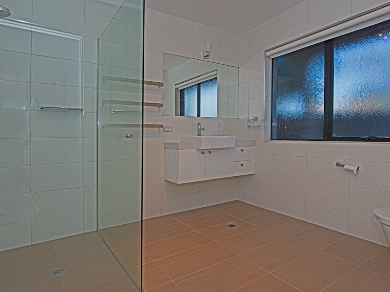 2/275 Clarence Street, Howrah TAS 7018