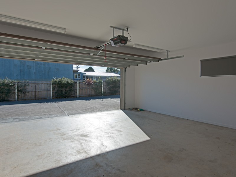 2/275 Clarence Street, Howrah TAS 7018