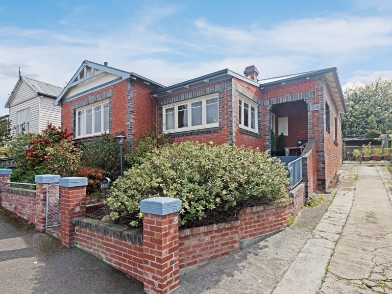 28 Duke Street, Sandy Bay TAS 7005
