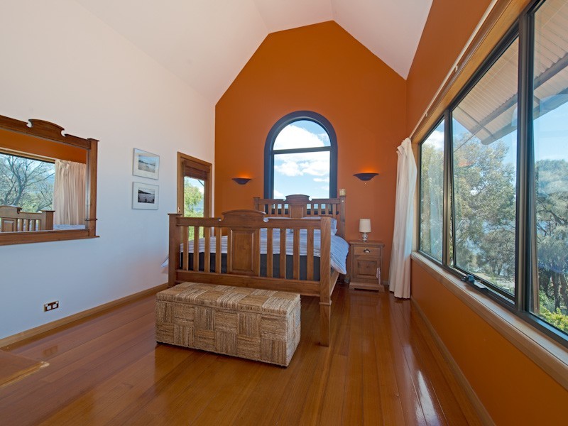 380 Howden Road, Howden TAS 7054