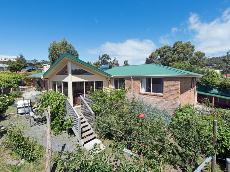 59 Hutchins Street, Kingston TAS 7050