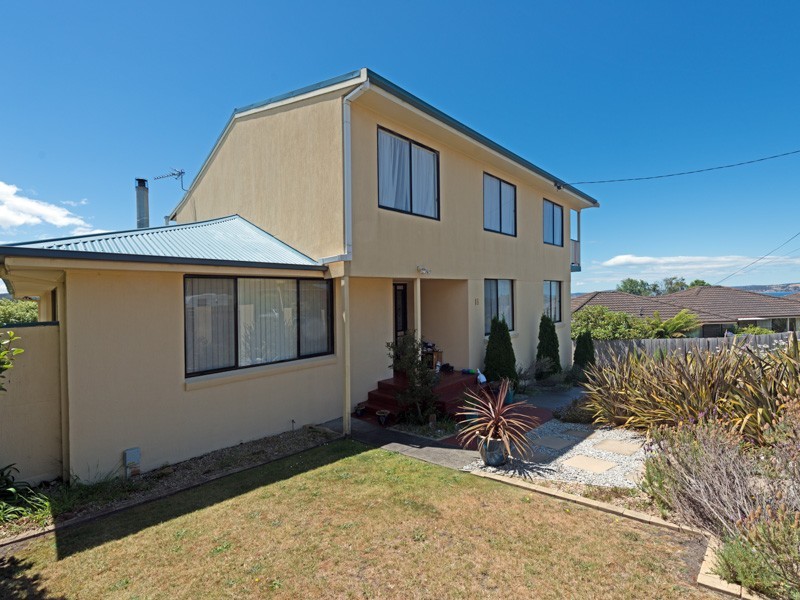 18 Katandra Crescent, Kingston Beach TAS 7050