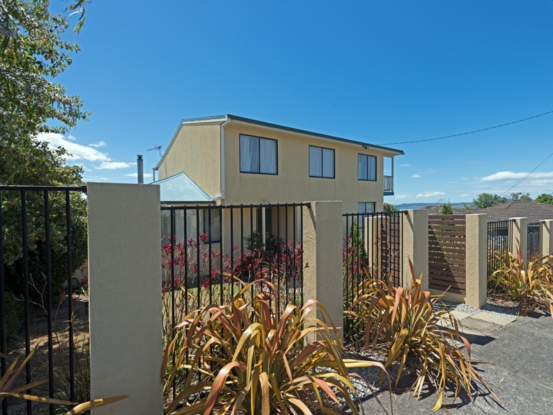 18 Katandra Crescent, Kingston Beach TAS 7050