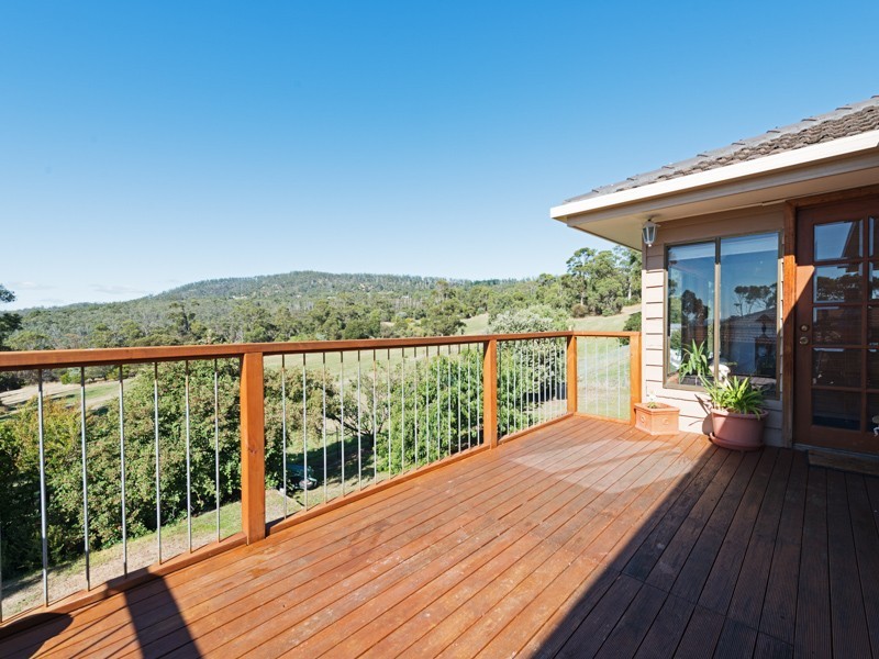 79 Suncoast Drive, Blackmans Bay TAS 7052