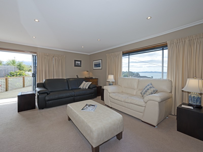 3 Kulgoa Place, Blackmans Bay TAS 7052