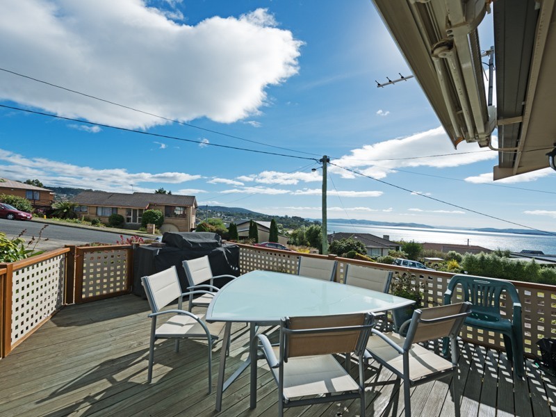3 Kulgoa Place, Blackmans Bay TAS 7052