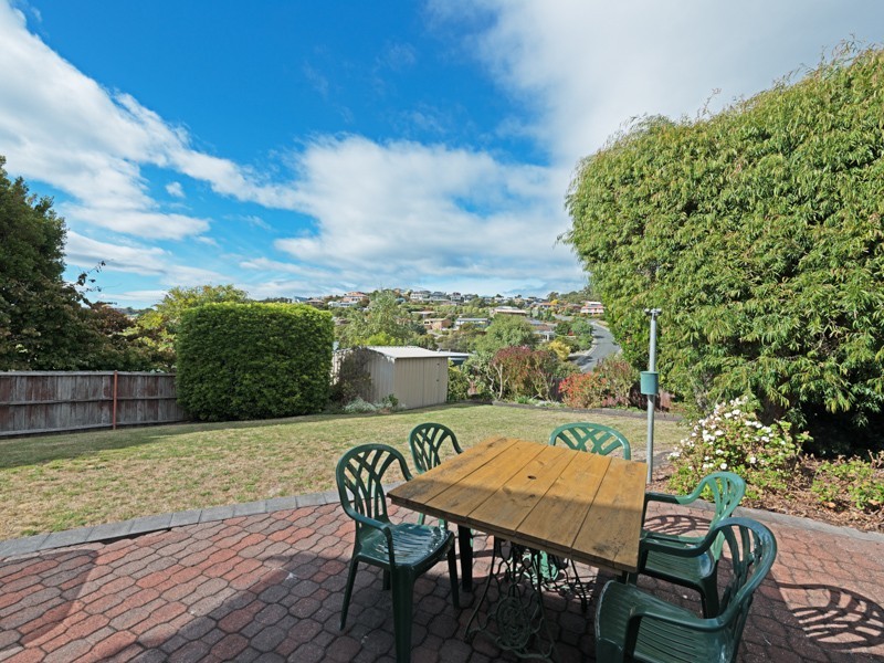 3 Kulgoa Place, Blackmans Bay TAS 7052