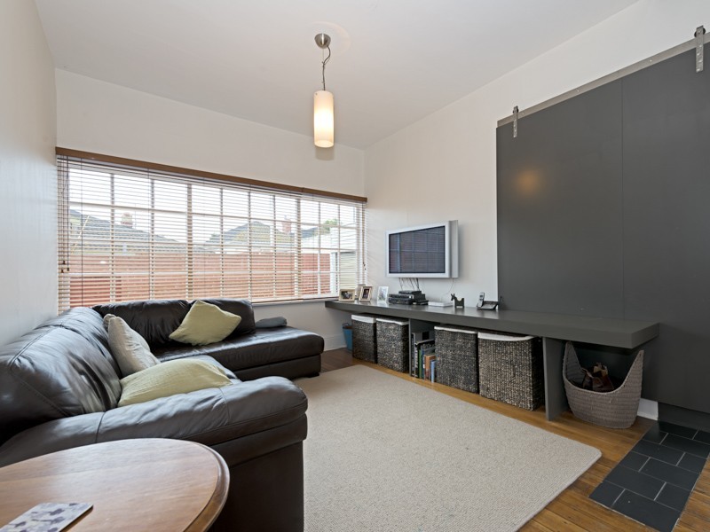 70 Newdegate Street, West Hobart TAS 7000