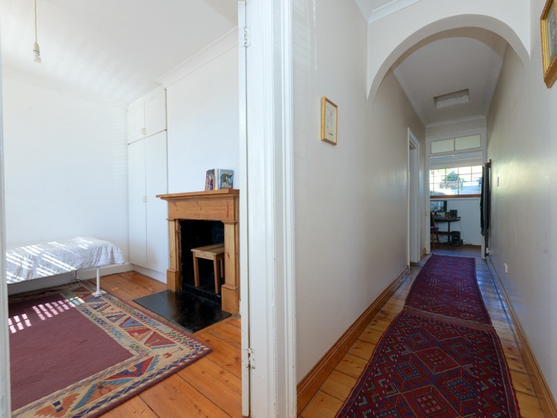 18 Paternoster Row, Hobart TAS 7000