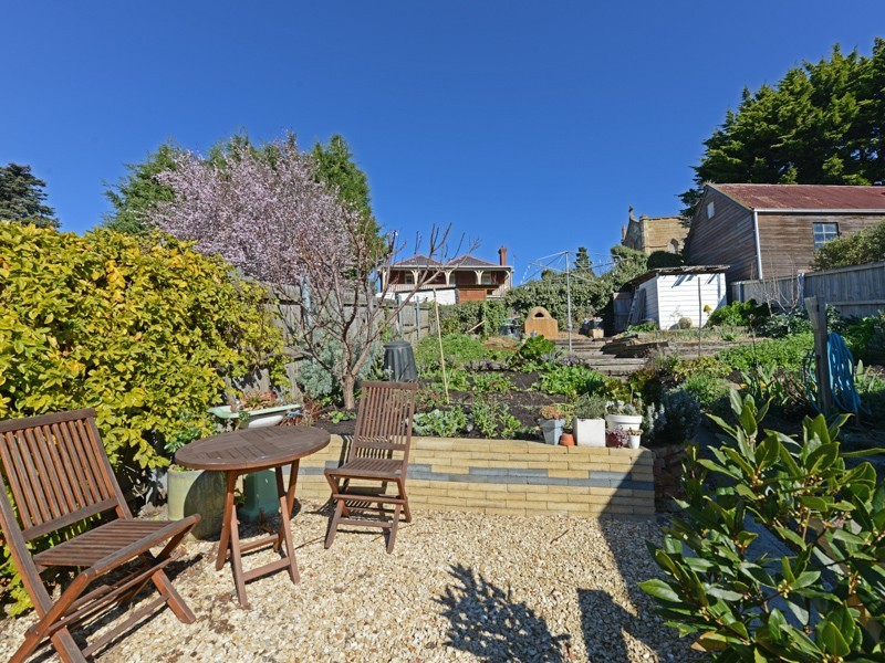 18 Paternoster Row, Hobart TAS 7000