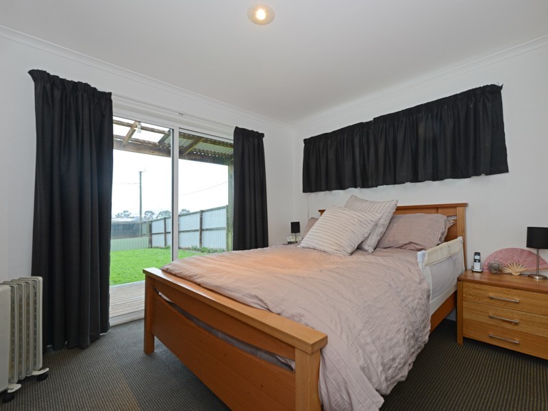 27 Chipmans Road, Rokeby TAS 7019