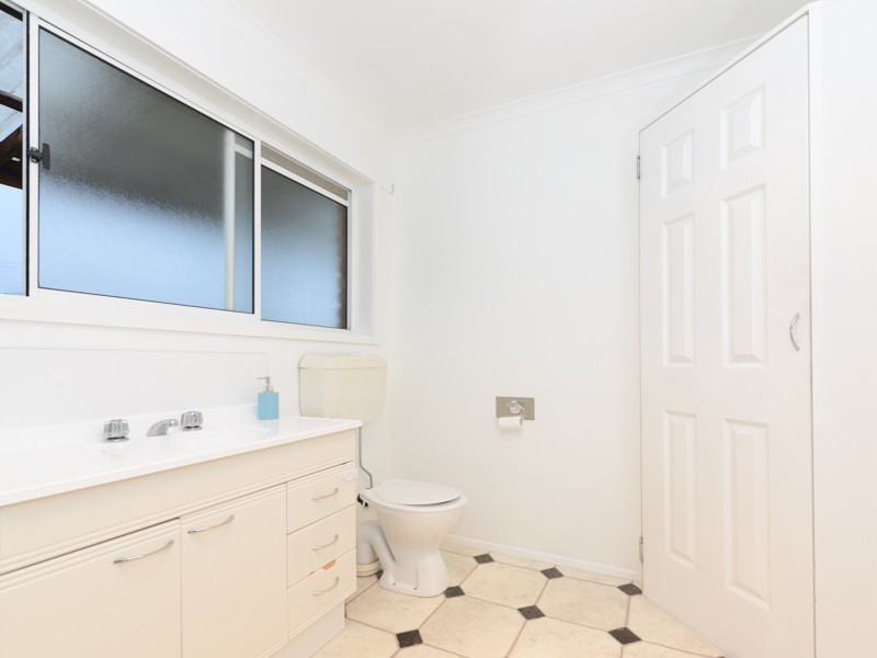 27 Chipmans Road, Rokeby TAS 7019