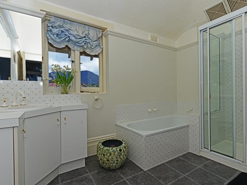 14A Lord Street, Sandy Bay TAS 7005