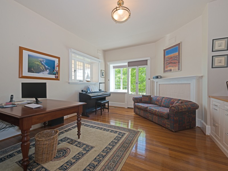 3 Fisher Avenue, Sandy Bay TAS 7005