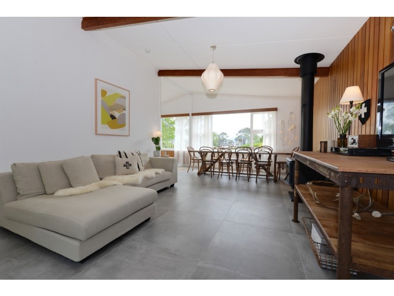 6 Woolton Place, Sandy Bay TAS 7005