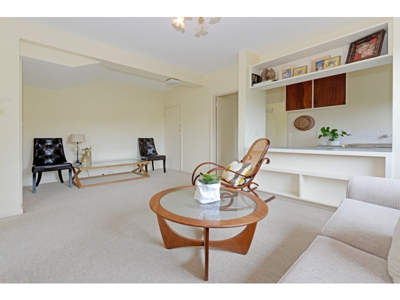 6 Woolton Place, Sandy Bay TAS 7005