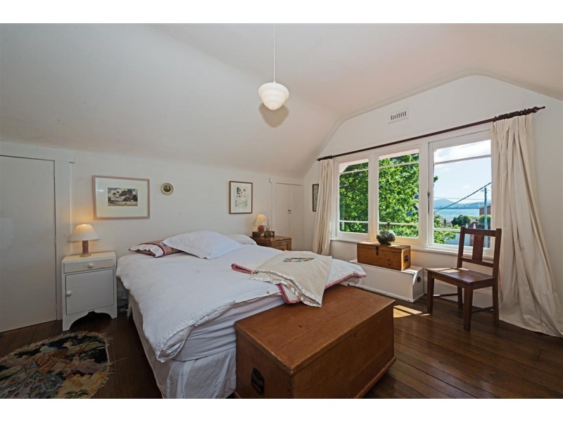 12 Beechworth Road, Sandy Bay TAS 7005