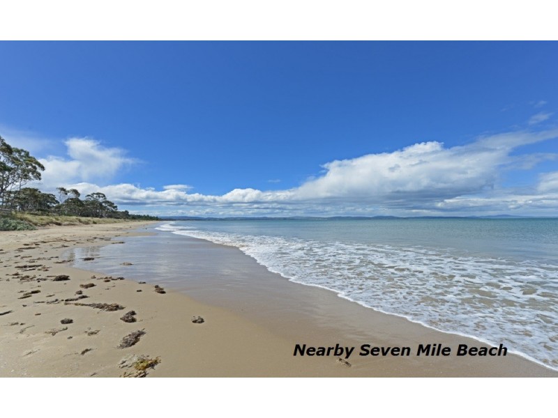 8 Seven Mile Beach Road, Seven Mile Beach TAS 7170
