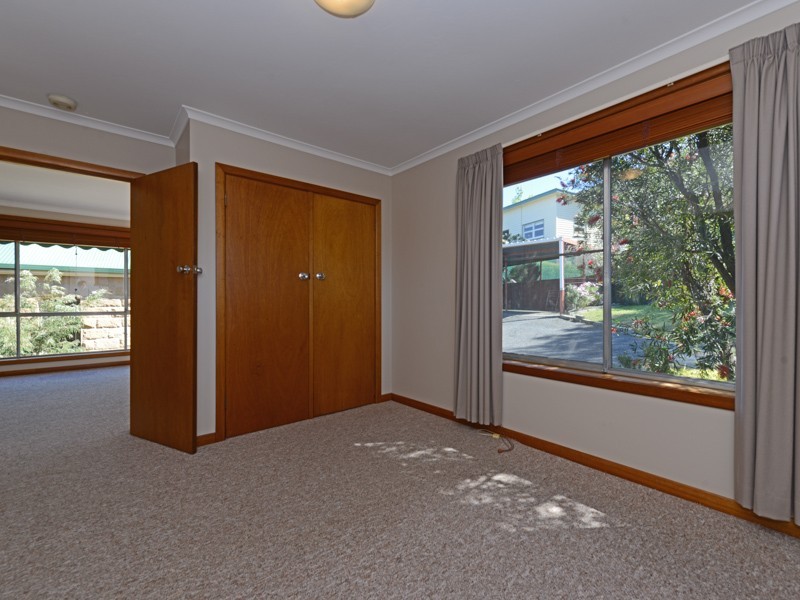 3/57 Malunna Road, Lindisfarne TAS 7015