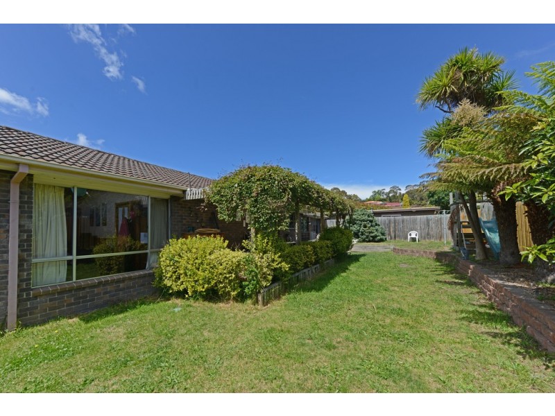 9 Woodlands Drive, Blackmans Bay TAS 7052