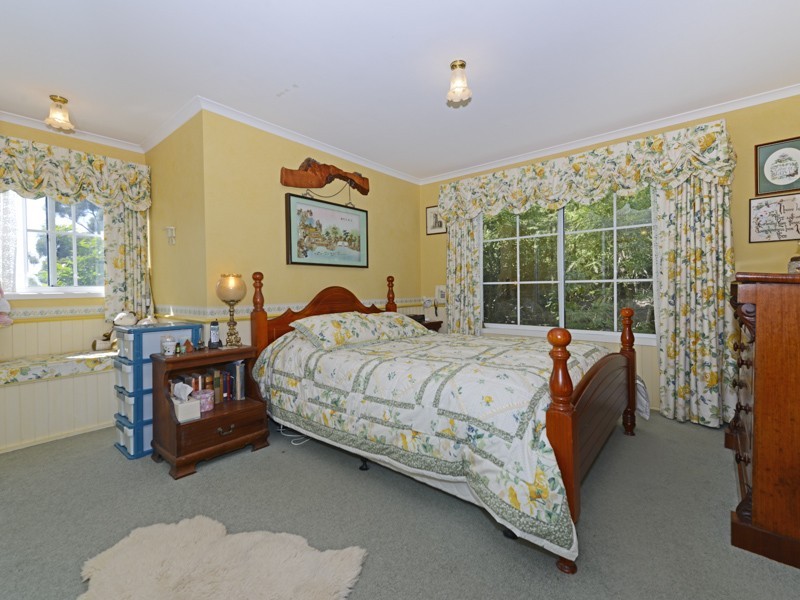 17 Tinderbox Road, Blackmans Bay TAS 7052