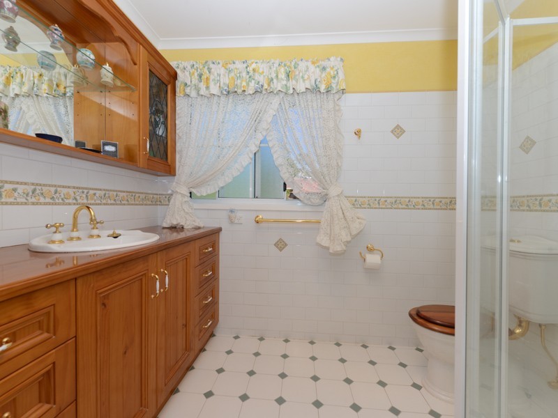 17 Tinderbox Road, Blackmans Bay TAS 7052