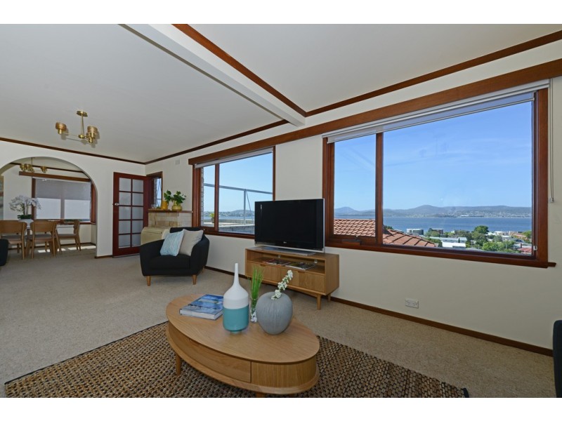 4/7A Chessington Court, Sandy Bay TAS 7005