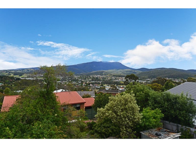 5 Dorset Drive, Kingston TAS 7050