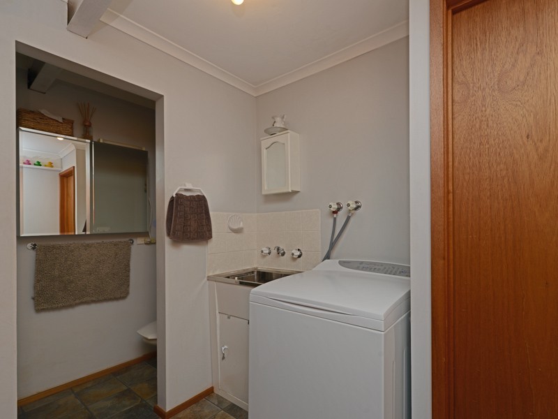 8 Marril Street, Lindisfarne TAS 7015