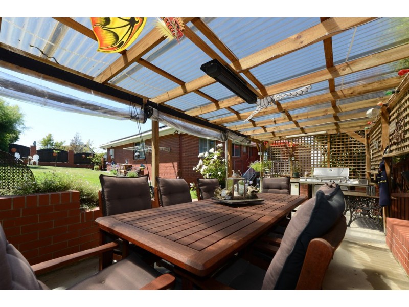 8 Marril Street, Lindisfarne TAS 7015