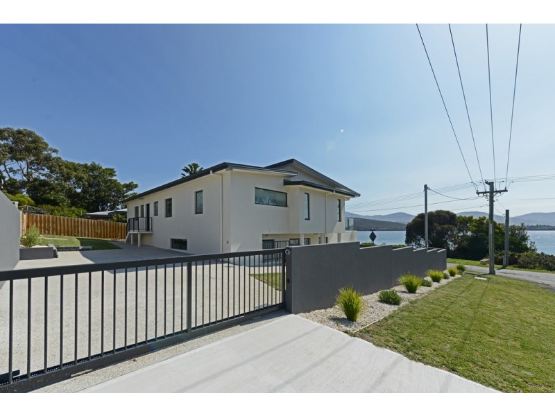 88 Esplanade, Rose Bay TAS 7015
