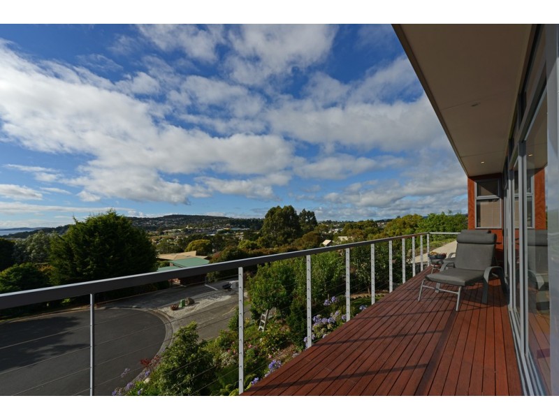 1/12 Fiani Court, Kingston TAS 7050