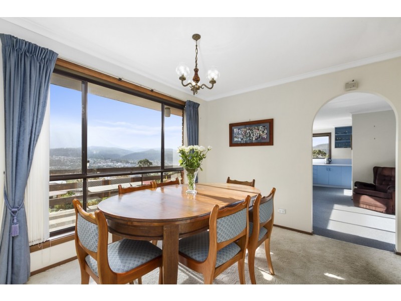 9 Dorset Drive, Kingston TAS 7050