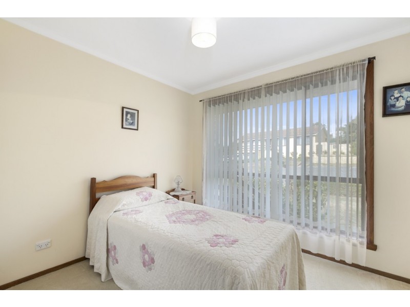9 Dorset Drive, Kingston TAS 7050