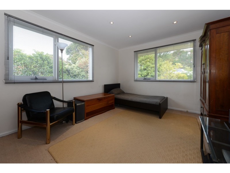 52 St Helens Street, Lindisfarne TAS 7015