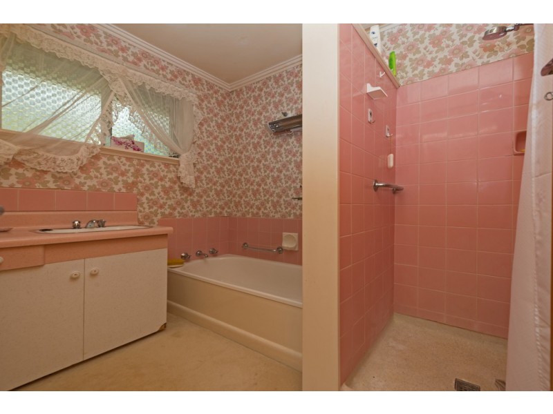 15 Baringa Road, Taroona TAS 7053