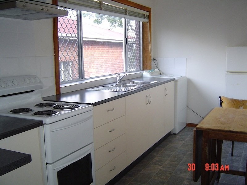 142 Augusta Road, Lenah Valley TAS 7008