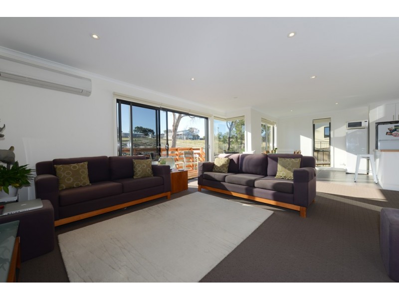 3 / 8-10 Lomandra Drive, Blackmans Bay TAS 7052