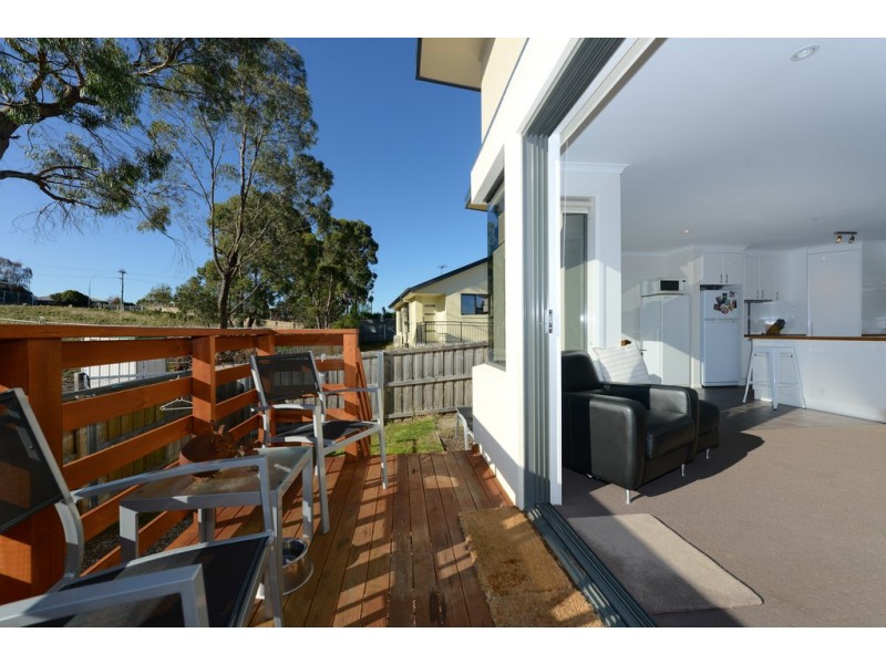 3 / 8-10 Lomandra Drive, Blackmans Bay TAS 7052