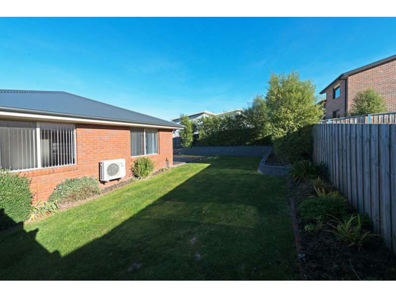 17 Brook Way, Kingston TAS 7050