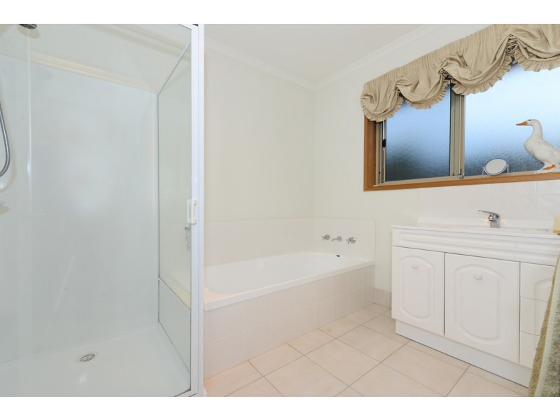 Unit 4 108 Beach Road, Margate TAS 7054