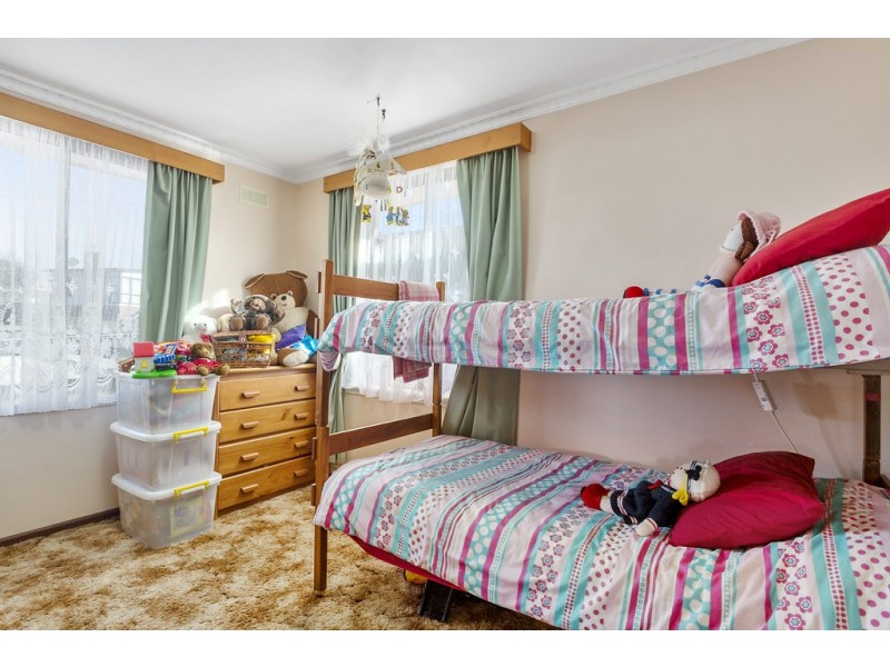 4 Eltham Place, Claremont TAS 7011