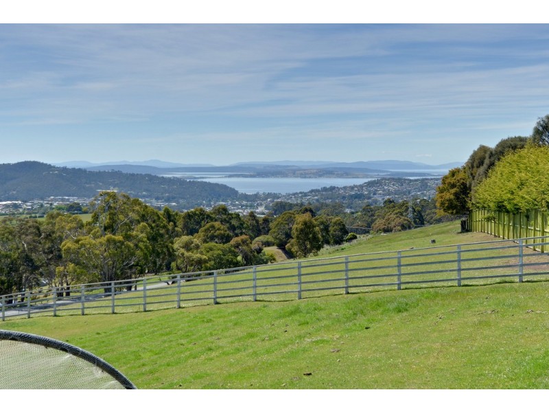 270 Leslie Road, Kingston TAS 7050