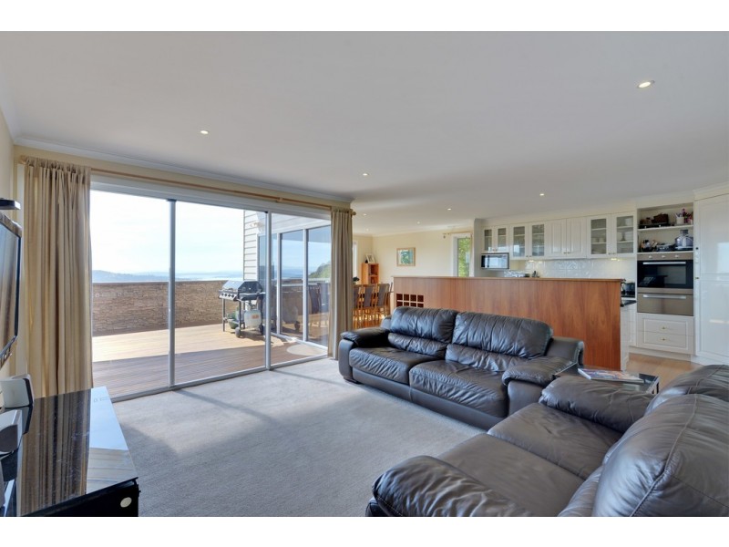 270 Leslie Road, Kingston TAS 7050