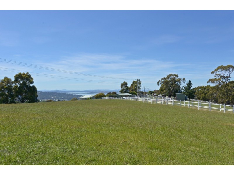 270 Leslie Road, Kingston TAS 7050